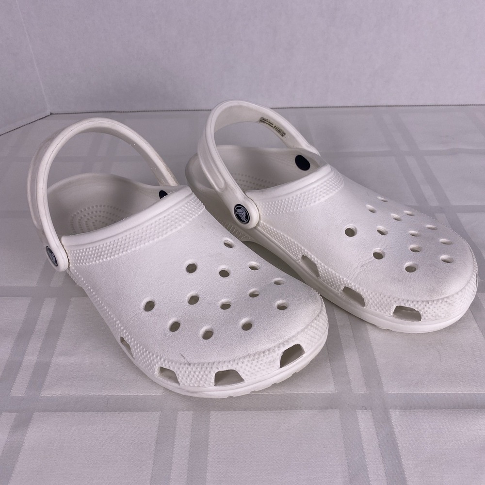 Crocs Classic White for Women, Size 8